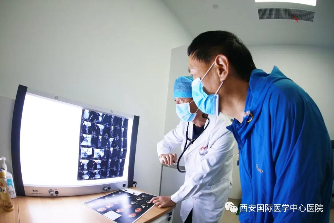 原點(diǎn)新聞—我不是醫(yī)神，我只是個有愛心的醫(yī)生！