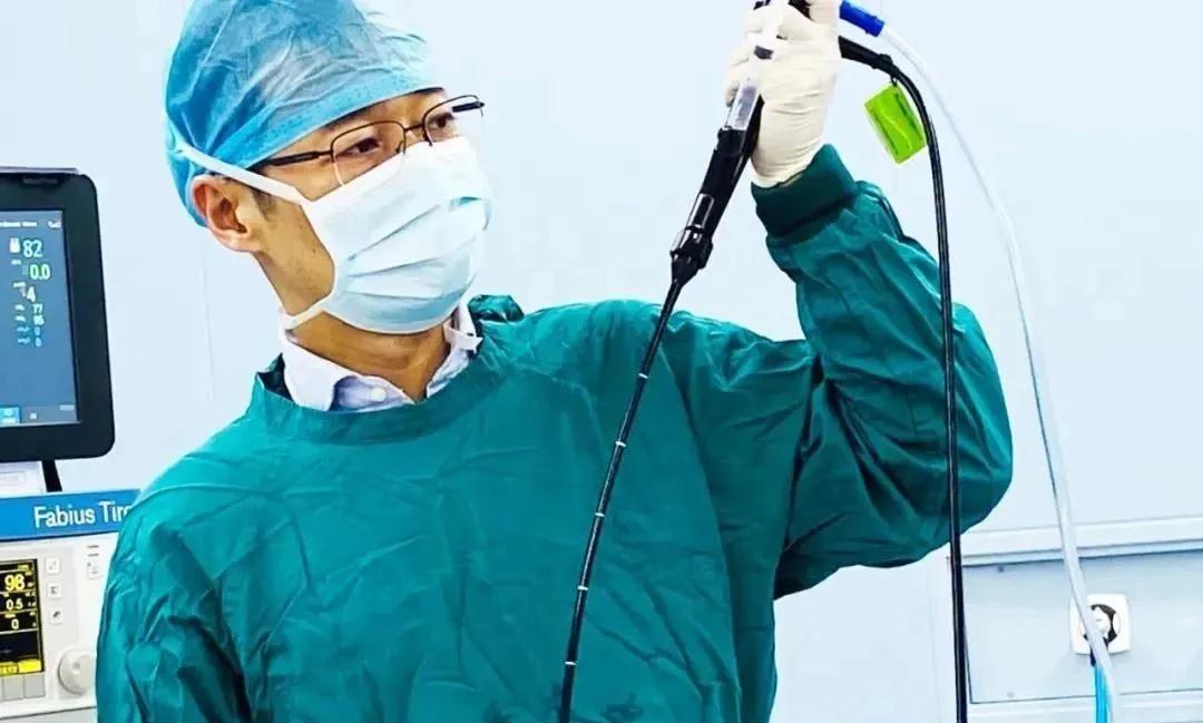 6秒打通氣道！胸科專家為80歲患者實(shí)施TTS氣道支架手術(shù)