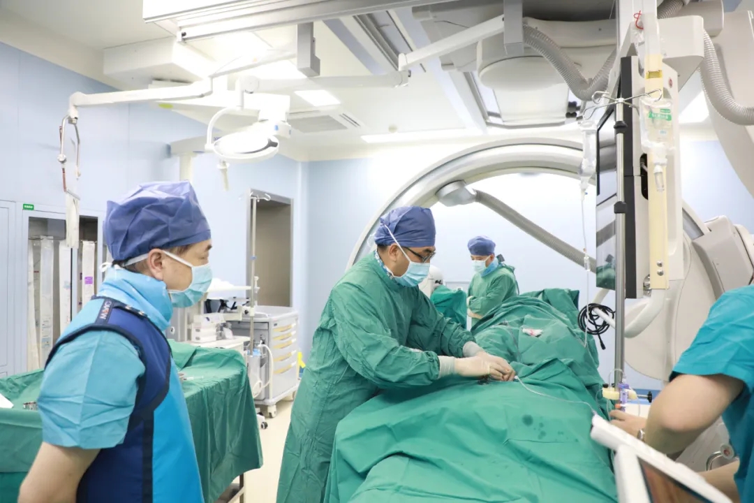 五一勞動最光榮｜向佑護健康的白衣天使致敬！