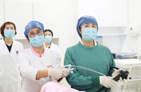 闌尾炎一定要做手術嗎？創(chuàng)傷小、無疤痕……來看看這個安全有效的內鏡治療方法