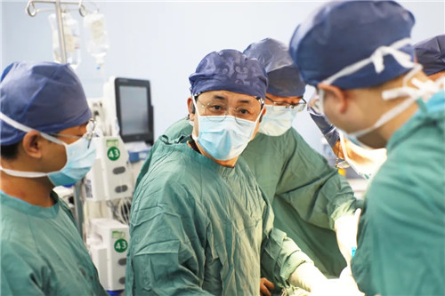 大醫(yī)之道35｜蔡磊：心有猛虎，細嗅薔薇