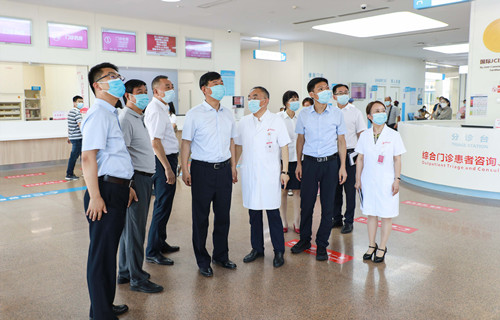 陜西省退役軍人事務(wù)廳黨組副書記、廳長(zhǎng)高濤一行蒞臨我院調(diào)研