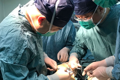 1700公里、27小時(shí)，從敦煌到西安，千里求醫(yī)、不負(fù)所盼！