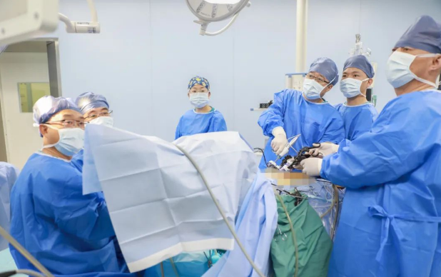 病變距肛門(mén)僅4厘米！滅瘤保肛！我院成功完成直腸癌“榻榻米”手術(shù)