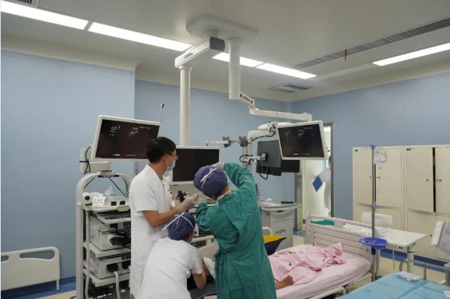 喘不上氣，窒息風(fēng)險臨近.....67歲老人終于重獲呼吸自由