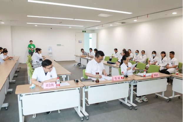 助推學(xué)科高質(zhì)量發(fā)展！我院舉行2021年院級課題中期答辯會