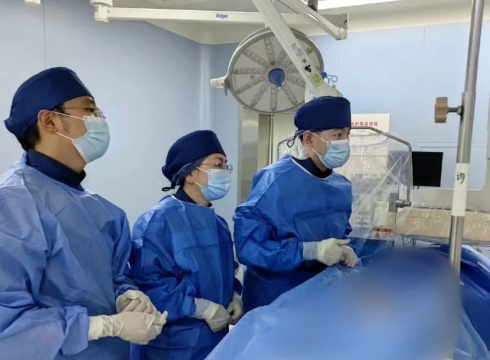 失血性休克命懸一線！急診介入治療為患者贏得生機