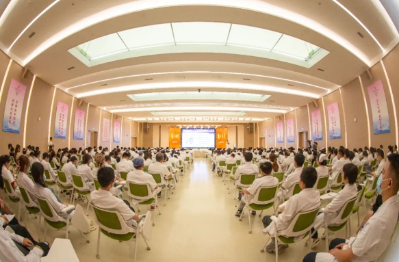 院士講堂 精彩紛呈！中國科學(xué)院竇科峰院士講授器官移植發(fā)展現(xiàn)狀