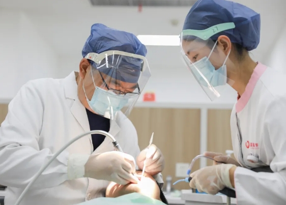 全國愛牙日：全生命周期守護(hù)，讓健康從“齒”開始