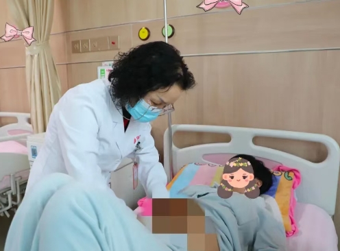 三封感謝信，見證腫瘤二科醫(yī)護團隊的仁心與溫度